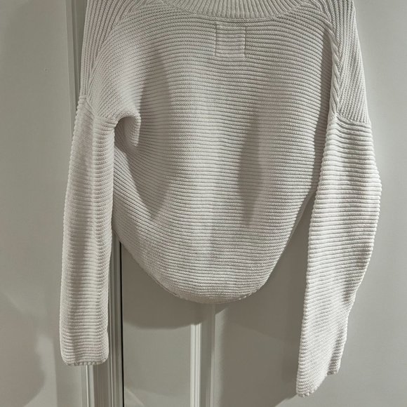 One Teaspoon White Crop Sweater - Picture 6 of 6